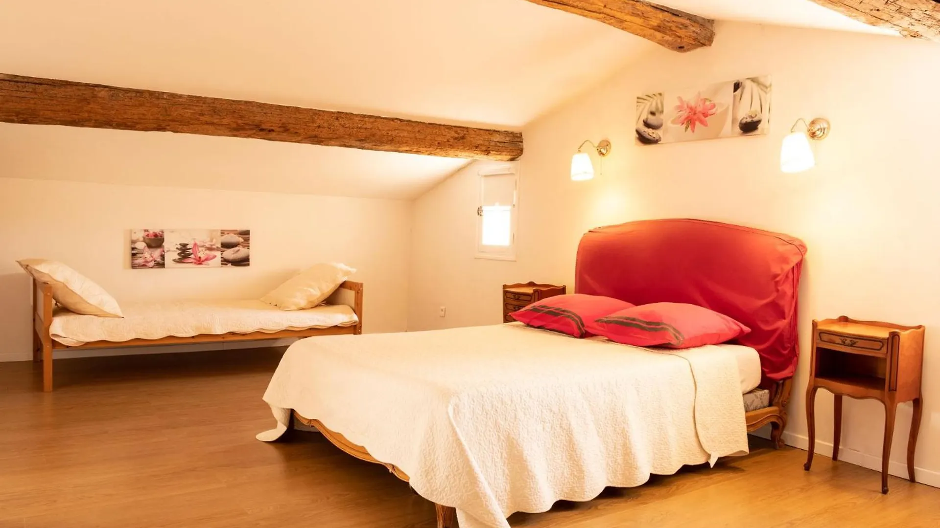 La Maison Du Bonheur Pelissanne