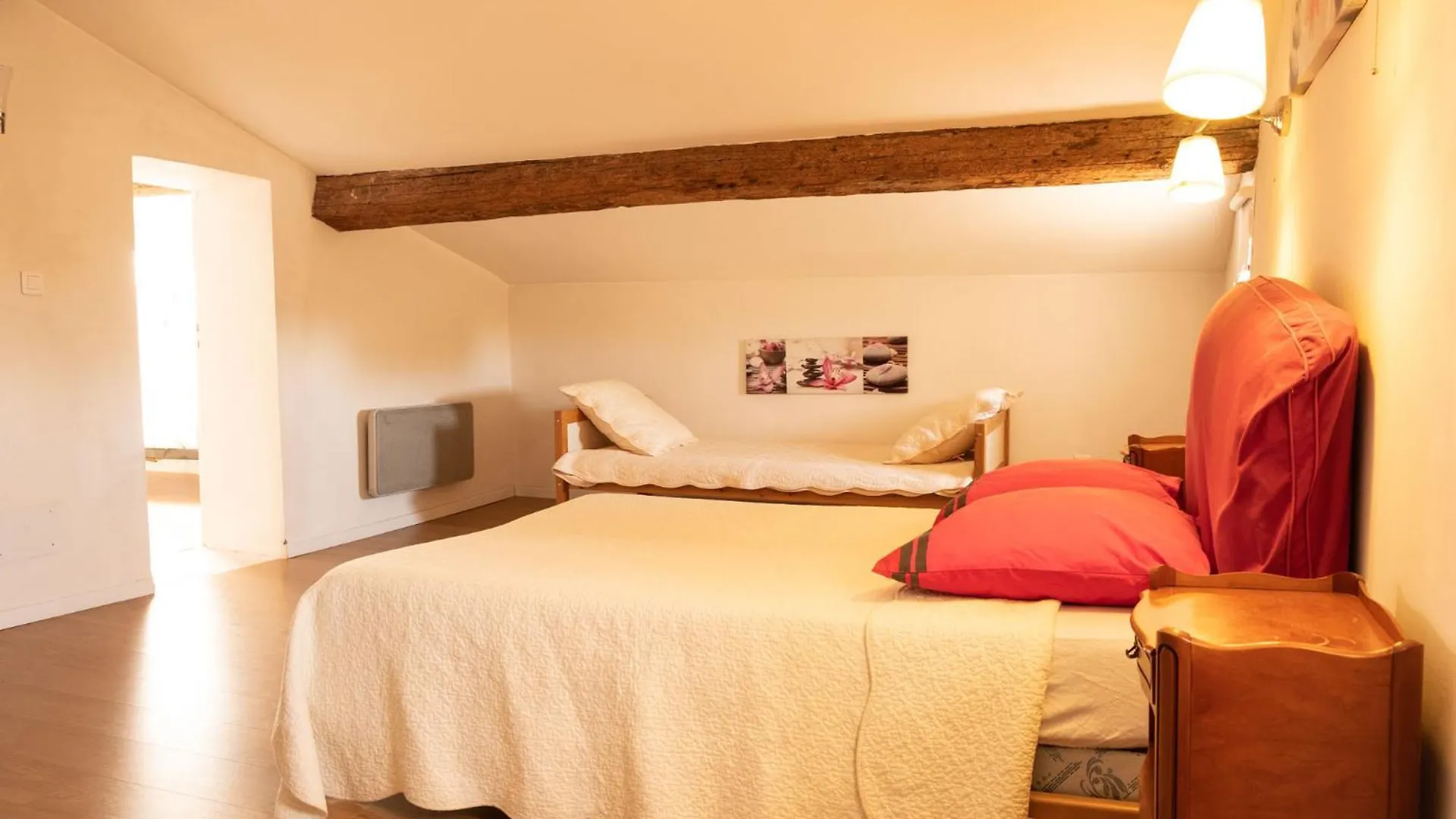 La Maison Du Bonheur Pelissanne Holiday home