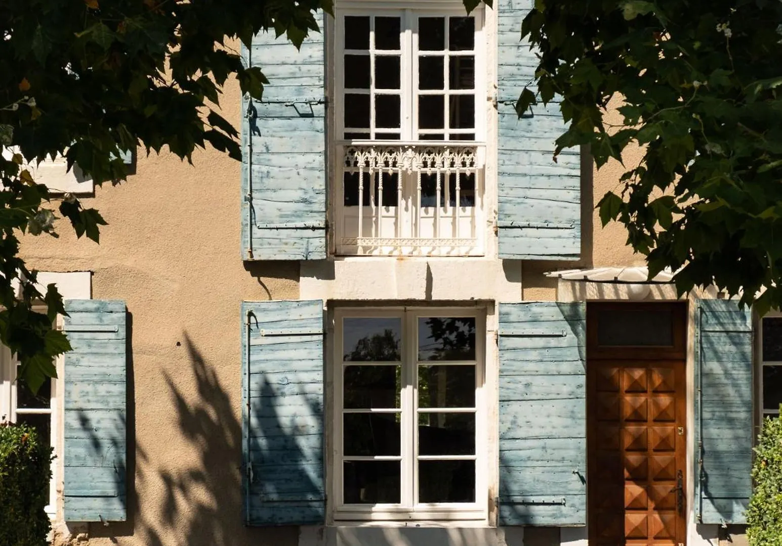 Holiday home La Maison Du Bonheur Pelissanne France